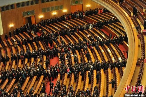 十一届全国人大五次会议今闭幕 温家宝将见记者